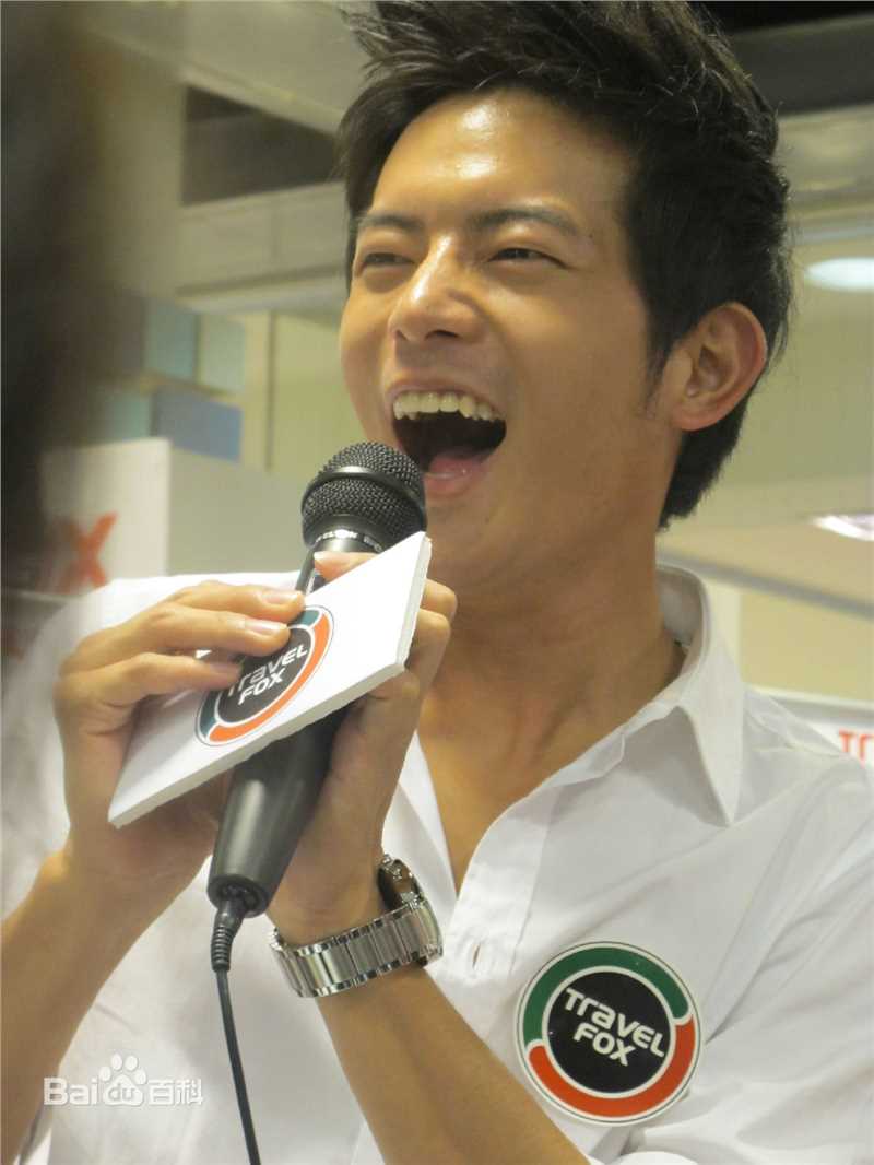 王宥胜(Chris Wang)旅狐代言活动素颜照相册