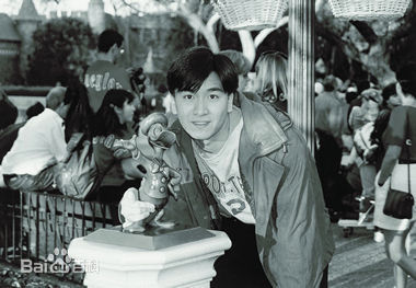 阮兆祥(Louis Yuen)马明的成长纪念册图册