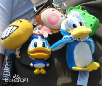 阮兆祥(Louis Yuen)马国明与唐老鸭前后照片