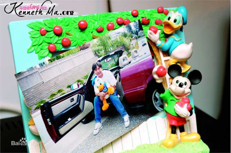 阮兆祥(Louis Yuen)马国明与唐老鸭前后照片