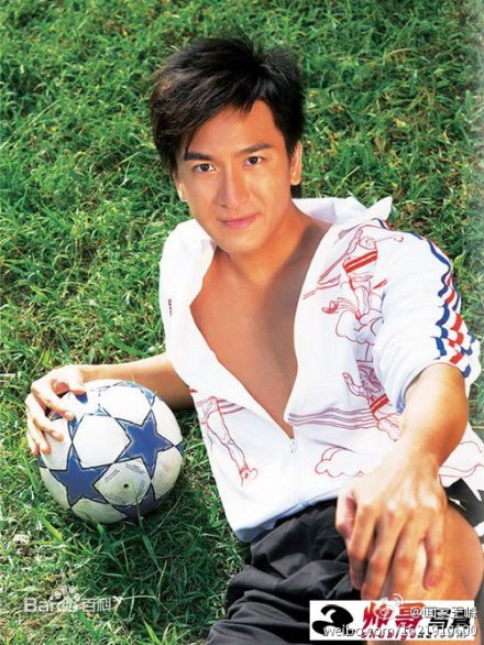 阮兆祥(Louis Yuen)马国明与足球素颜照相册