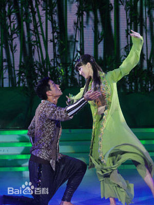 黎诺懿(Lokyi)“一诺千金”组合图片图集