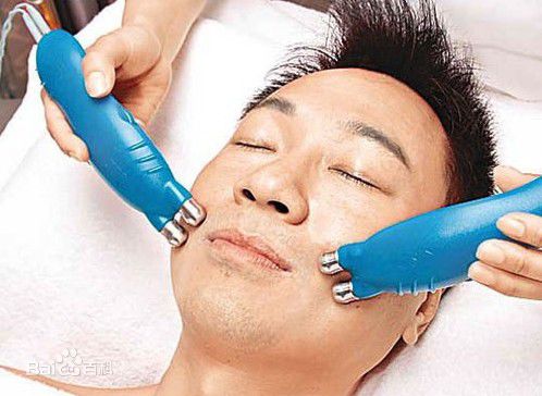 黎耀祥(Yiu-Cheung Wayne Lai)前后照片