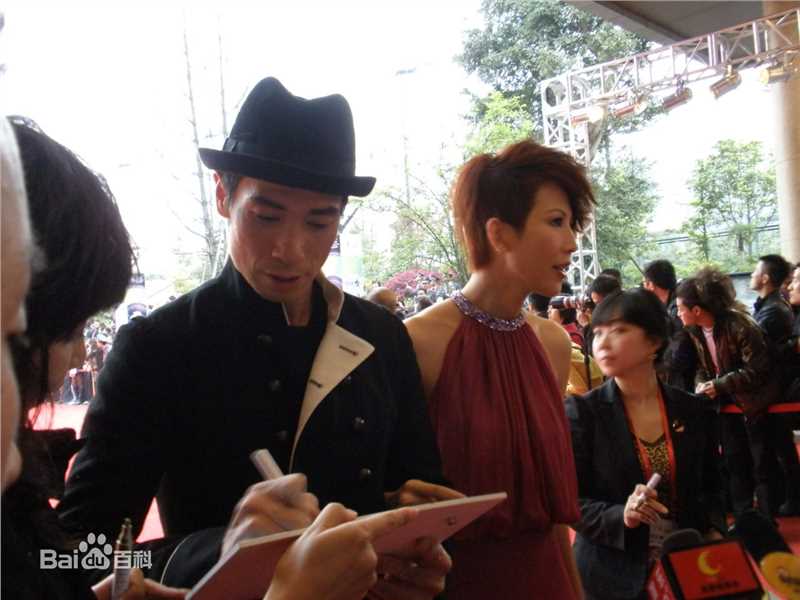 陈豪(Moses Chan)2010年参加榜中榜星光大道及颁奖典礼图片图集