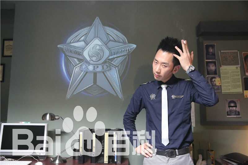 张经伟(JingWei Zhang)演员前后照片