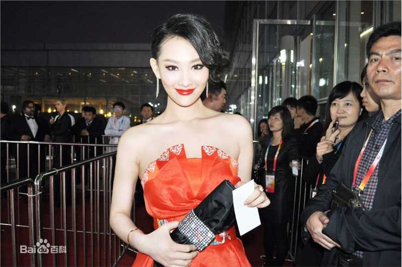 李昕岳(Sienna)最新生活照片