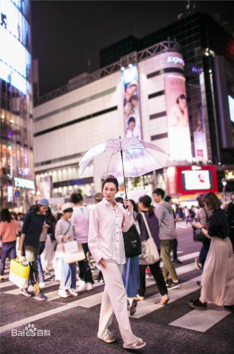 李昕岳(Sienna)最全 全新杂志相册