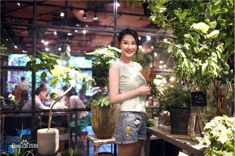 李昕岳(Sienna)最全 全新杂志相册