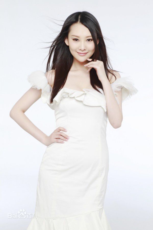 李昕岳(Sienna)最新靓丽图集