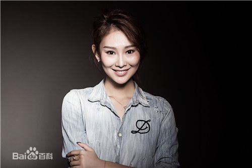 最新李昕岳(Sienna)性感图片