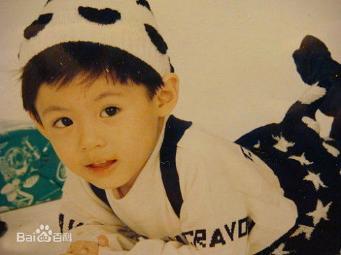 陈奕(Andy Chen)童年照片性感图片图集