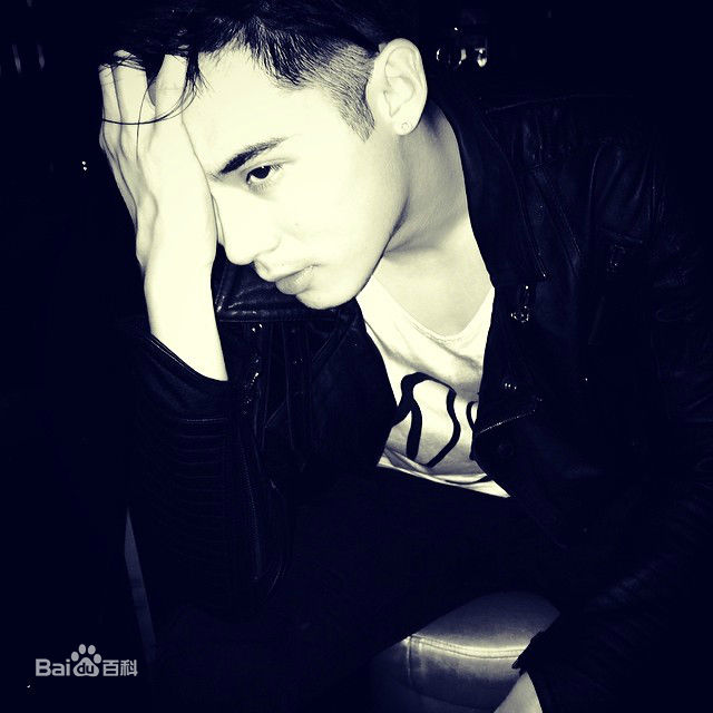 陈奕(Andy Chen)生活照性感图片图集