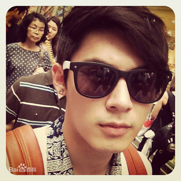 陈奕(Andy Chen)生活照性感图片图集