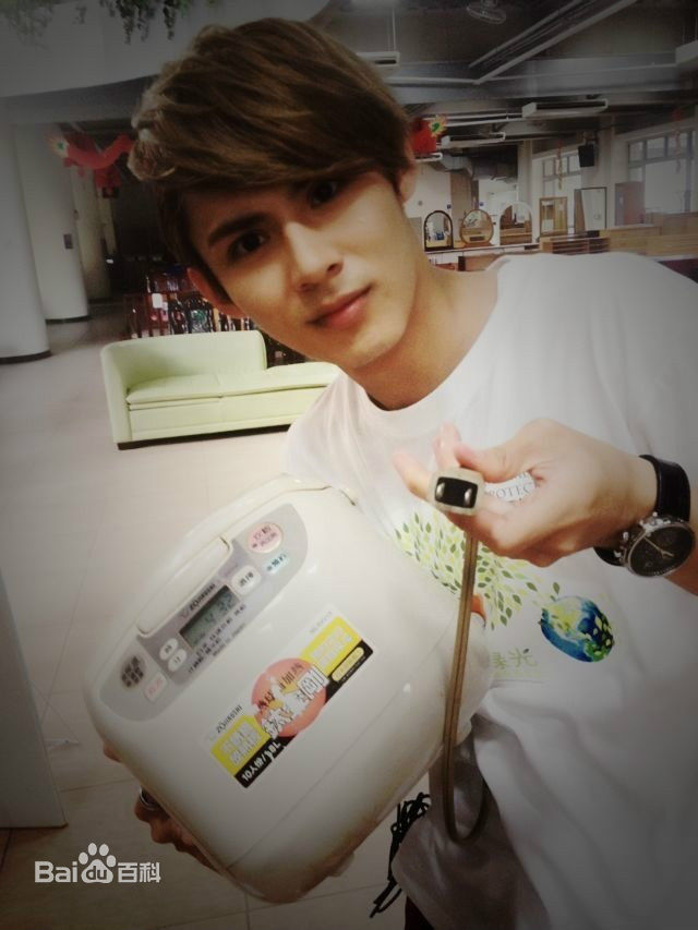 陈奕(Andy Chen)生活照性感图片图集