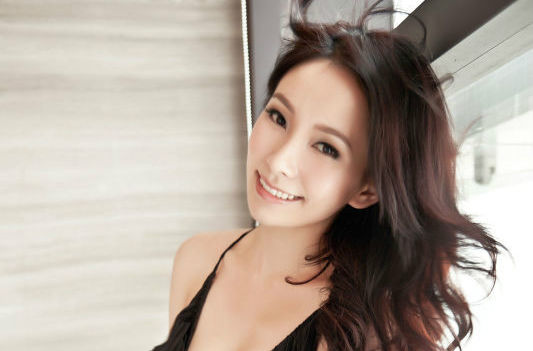 精选文凯玲(Connie)