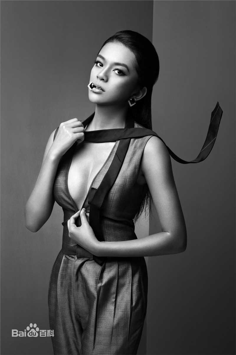 谈莉娜(Renata Tan)高清黑白图集
