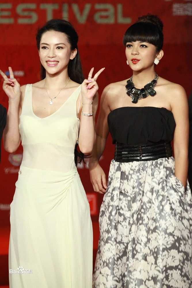 谈莉娜(Renata Tan)出席活动前后照片