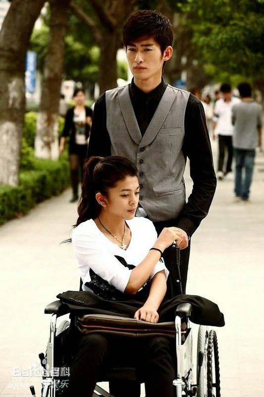 高清谈莉娜(Renata Tan)在《一起又看流星雨》中的图集