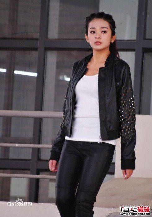 最新谈莉娜(Renata Tan)在《冲吧宅男》中的壁纸