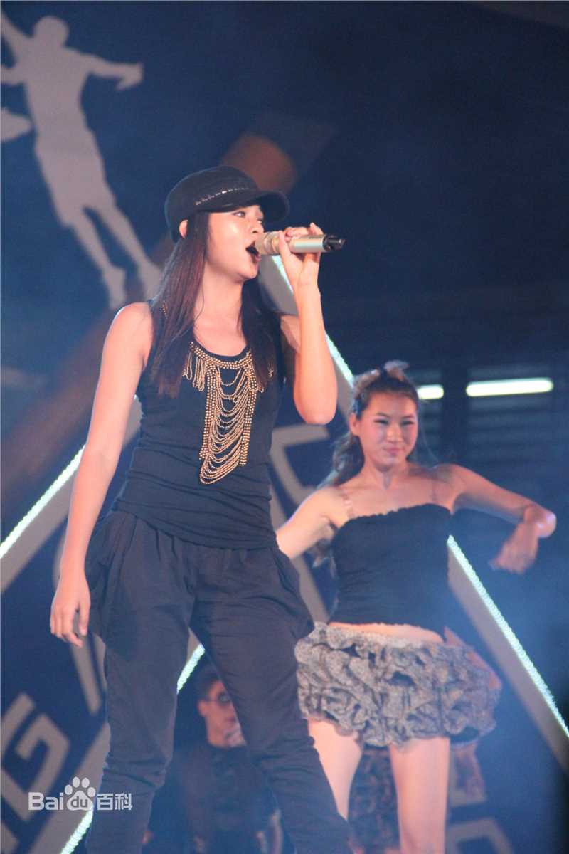 谈莉娜(Renata Tan)2011李宁体育园活动照壁纸壁纸