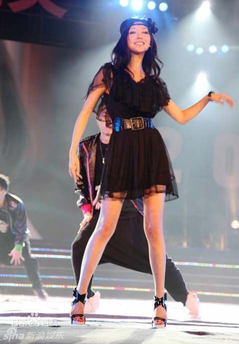 高清巩新亮(Miumiu)精彩图册