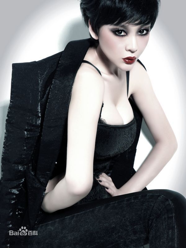 巩新亮(Miumiu)精彩图册