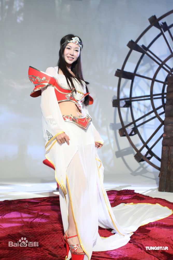 高清巩新亮(Miumiu)精彩图册