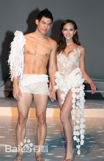 杰西卡·C(Jessica Cambensy、Jessica Tess Cambensy)Jessica C《伊甸》海报及剧照