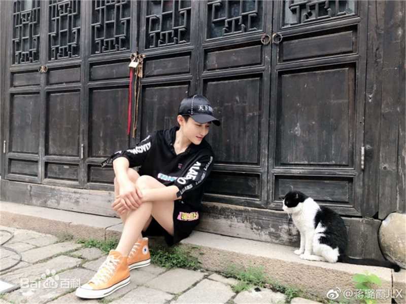 蒋璐霞(Jiang Luxia)高清街拍图集