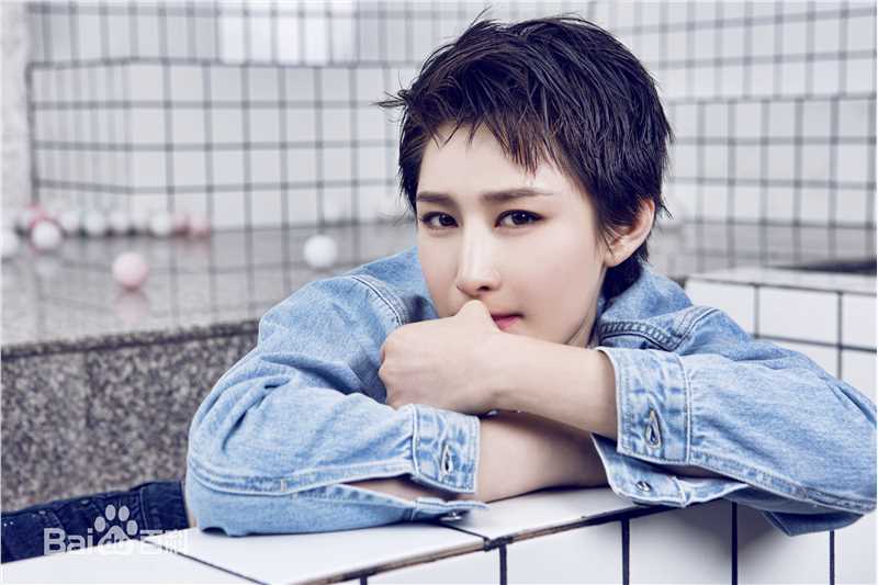 蒋璐霞(Jiang Luxia)高清街拍图集