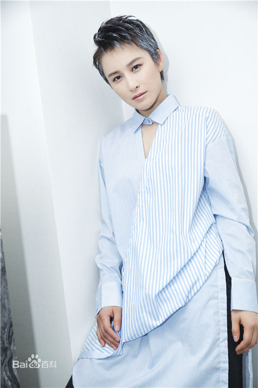 蒋璐霞(Jiang Luxia)高清街拍图集