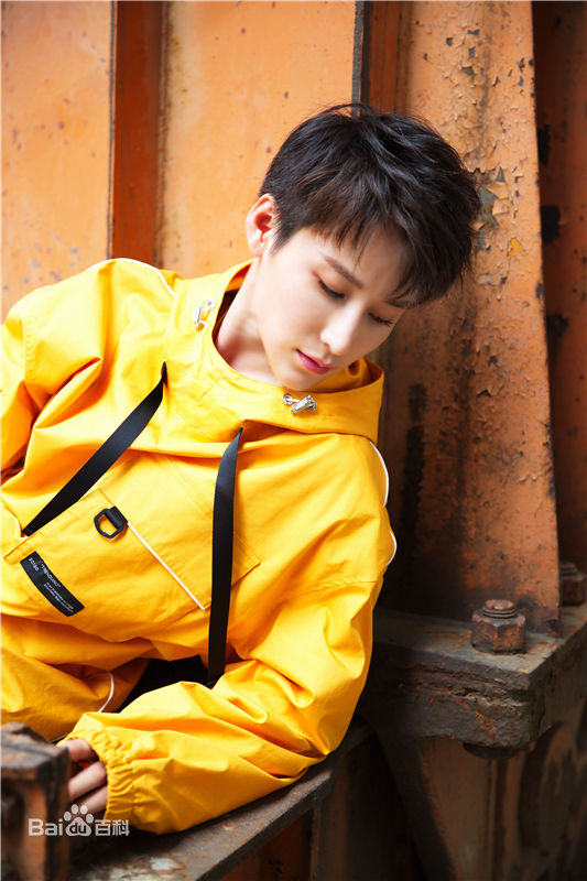 蒋璐霞(Jiang Luxia)高清街拍图集