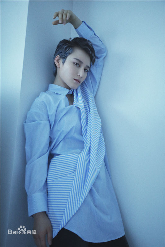 蒋璐霞(Jiang Luxia)高清街拍图集