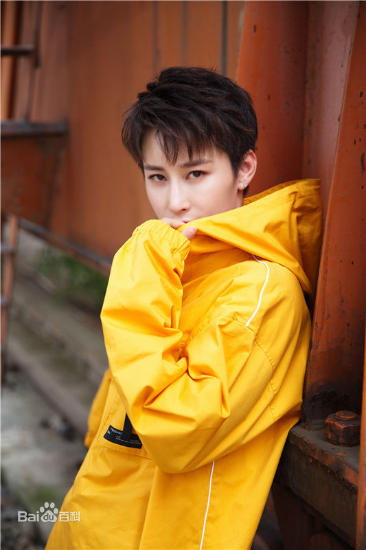 蒋璐霞(Jiang Luxia)高清街拍图集