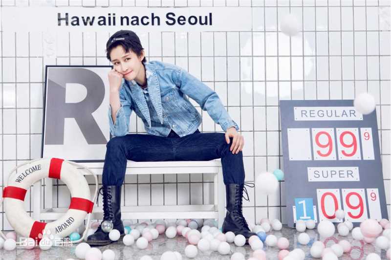 蒋璐霞(Jiang Luxia)高清街拍图集