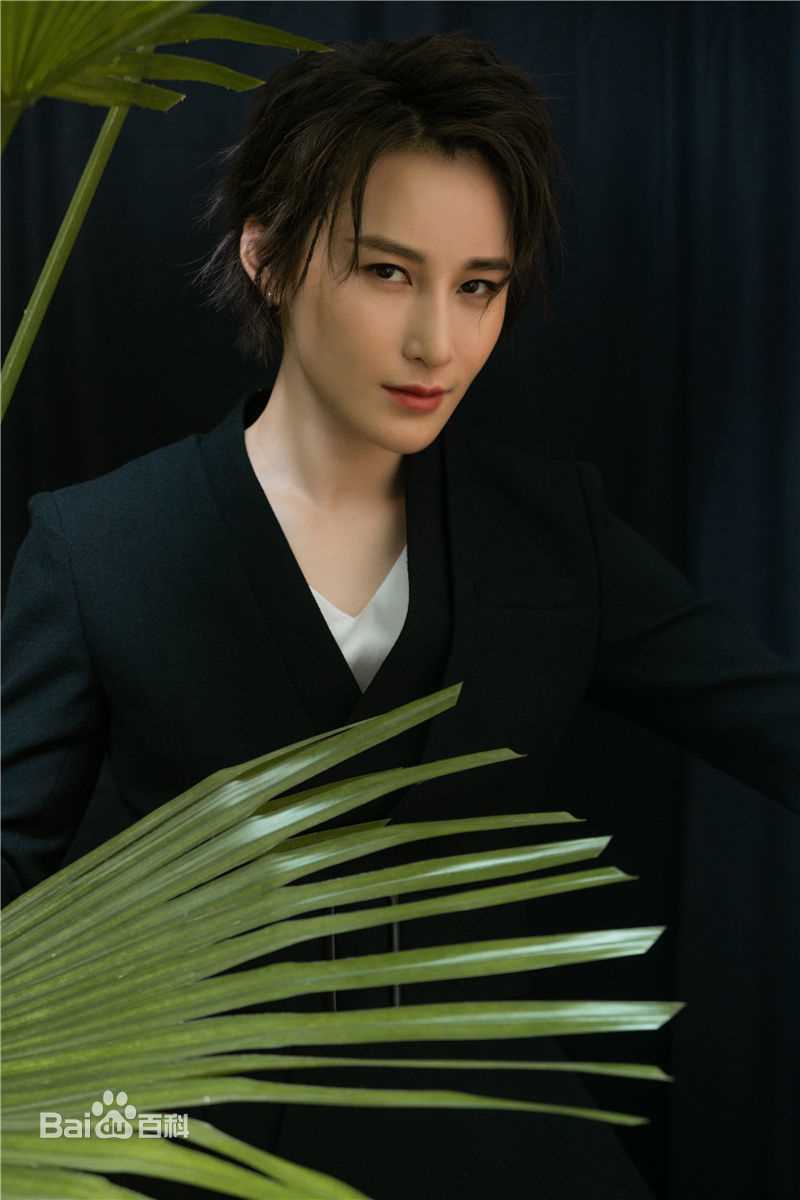 蒋璐霞(Jiang Luxia)高清街拍图集