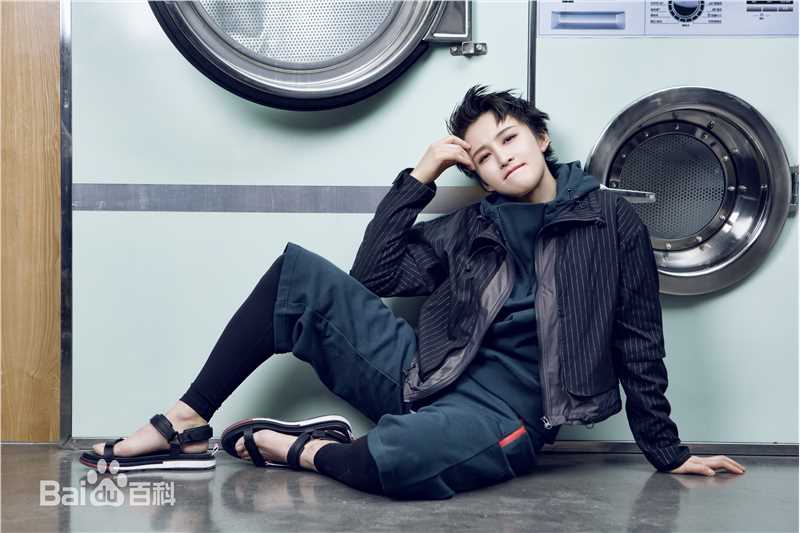 蒋璐霞(Jiang Luxia)高清街拍图集