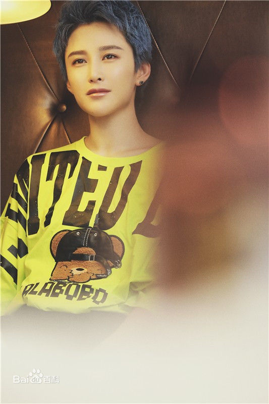 蒋璐霞(Jiang Luxia)高清街拍图集