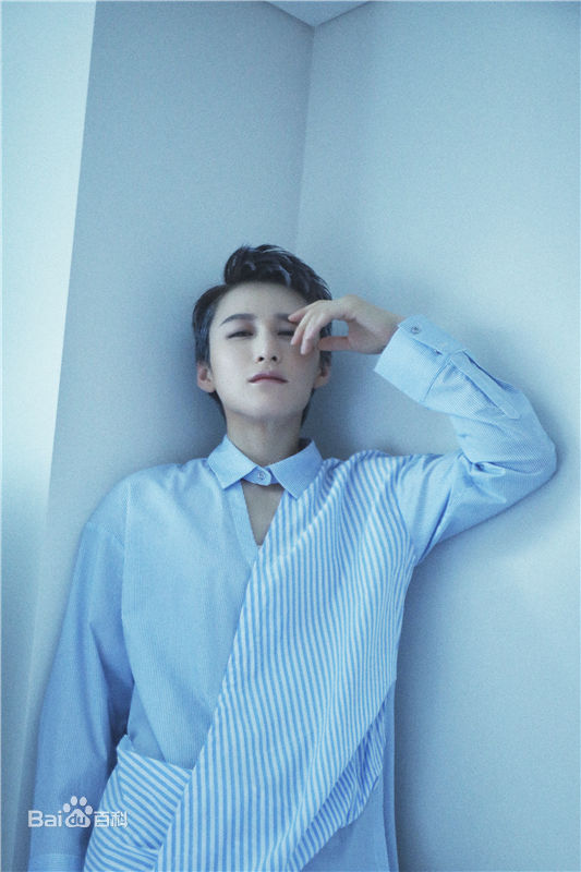 蒋璐霞(Jiang Luxia)高清街拍图集