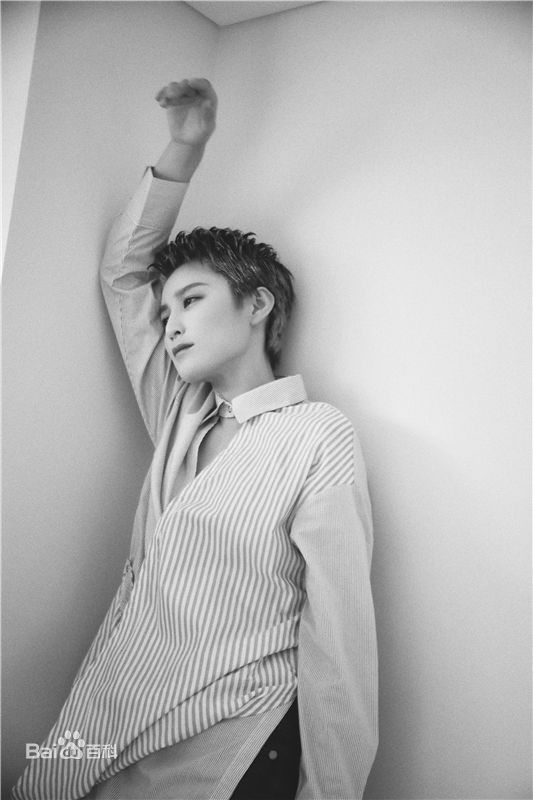 蒋璐霞(Jiang Luxia)高清街拍图集