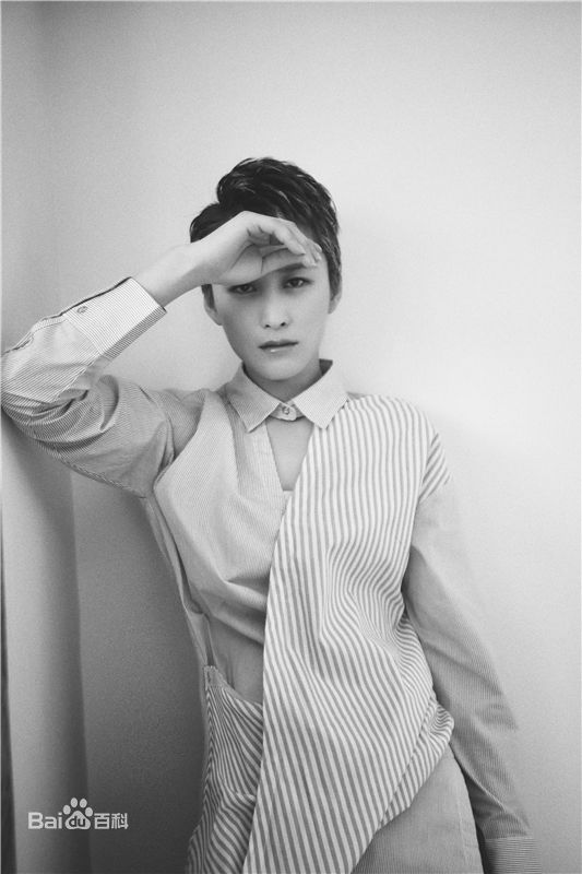 蒋璐霞(Jiang Luxia)高清街拍图集