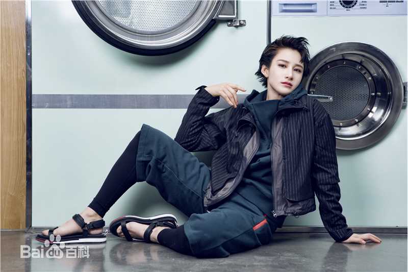 蒋璐霞(Jiang Luxia)高清街拍图集