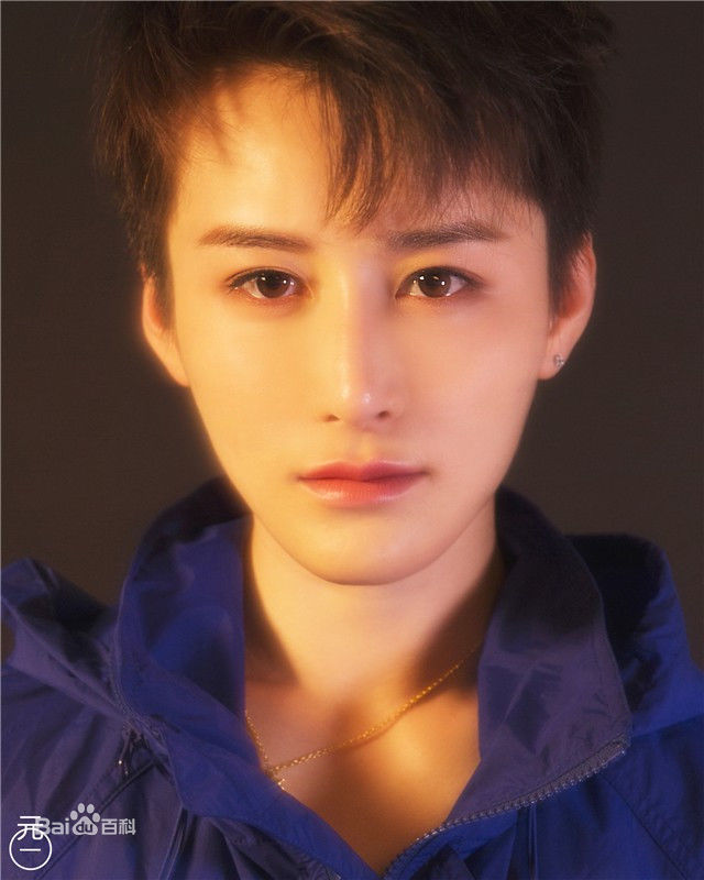 蒋璐霞(Jiang Luxia)个人照片性感图片图集