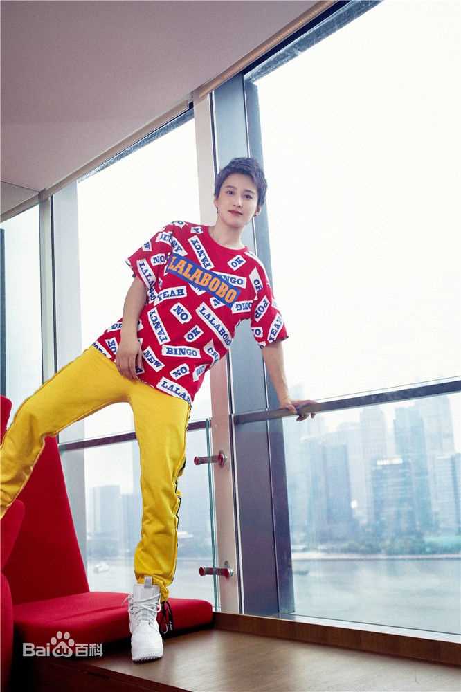 蒋璐霞(Jiang Luxia)个人照片性感图片图集