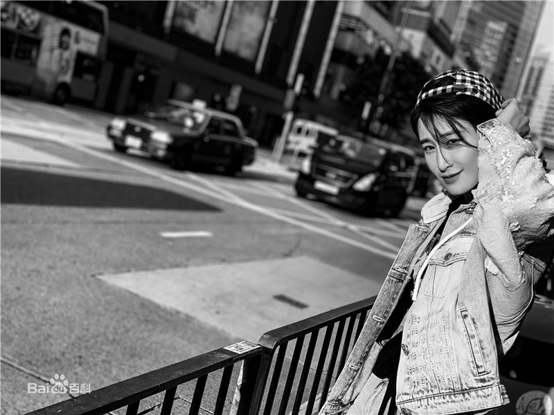 蒋璐霞(Jiang Luxia)个人照片性感图片图集