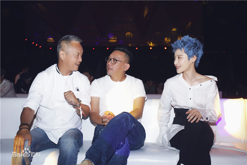 蒋璐霞(Jiang Luxia)征途之夜生活照