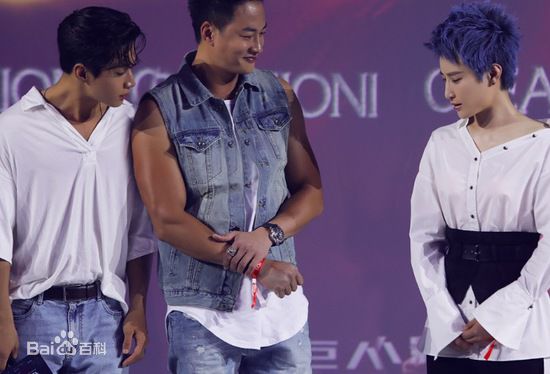 蒋璐霞(Jiang Luxia)征途之夜生活照