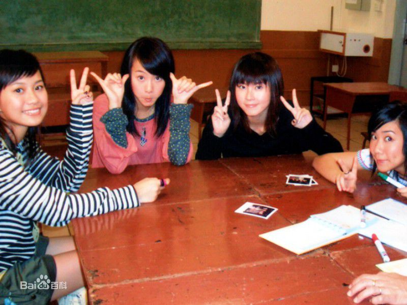 吴雨霏(Kary Ng)Cookies组合图册