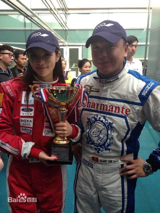 夏嫣(Anika)获奖性感图片图集