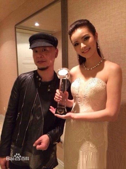 夏嫣(Anika)获奖性感图片图集
